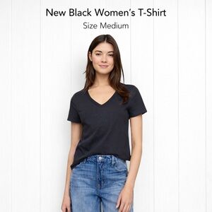 Black V-Neck Layering Tee Size Medium Women’s Stretch Basic Top